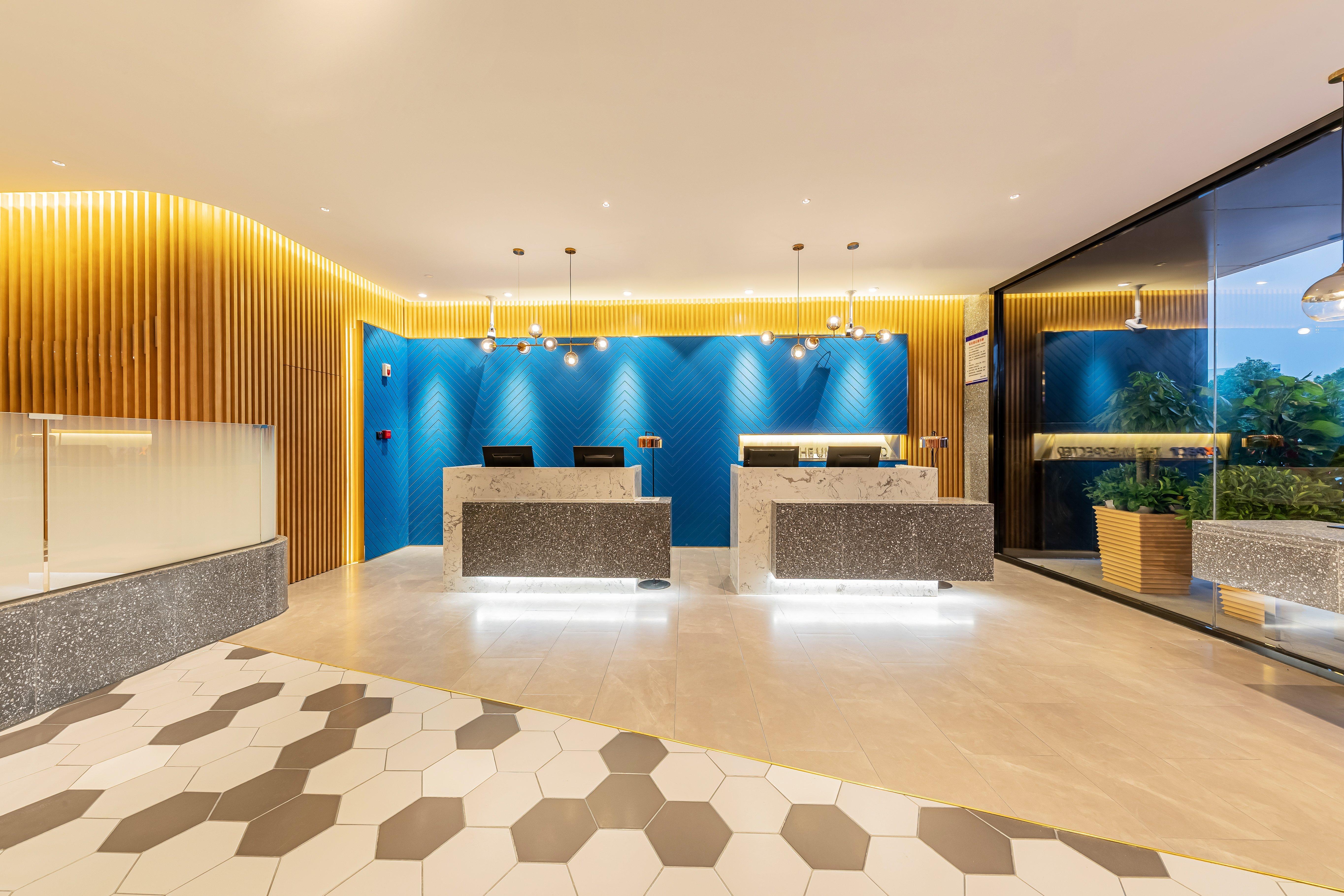 Holiday Inn Express Yichang Riverside By Ihg Exterior photo